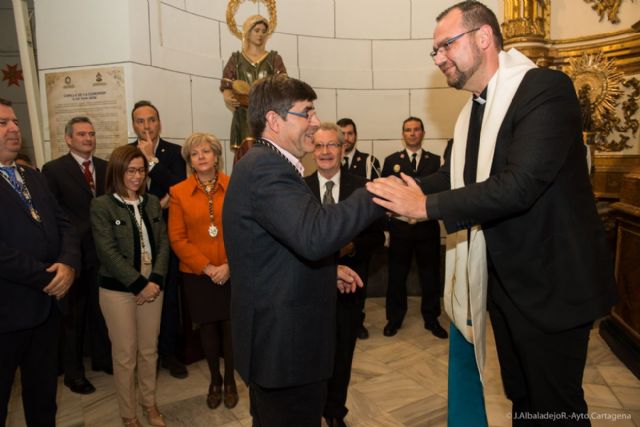 El Cristo de la Divina Misericordia entrega madellas a Castejón, Calderón y Aznar - 4, Foto 4