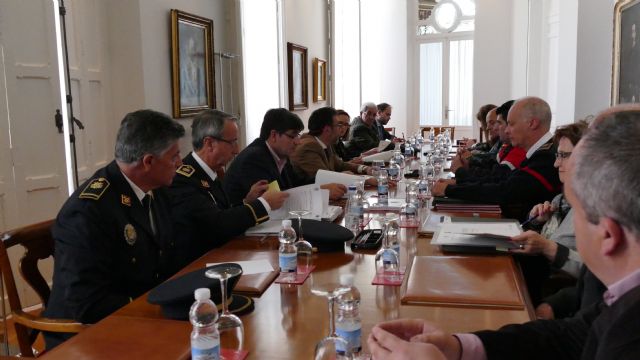 La Policía Local aumentará su dispositivo de Semana Santa en 300 horas, en relación al pasado año, especialmente en la noche del Encuentro - 5, Foto 5