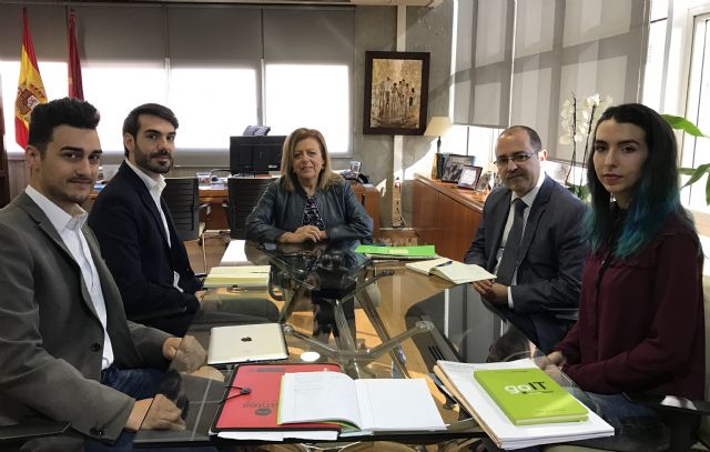 La consejera de Educación se reúne con los representantes del Consejo de Estudiantes de la Universidad de Murcia - 1, Foto 1