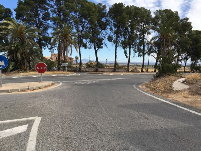 Fomento invertirá más de 357.000 euros para construir una rotonda que mejore los accesos a la urbanización Torreguil de Murcia - 1, Foto 1
