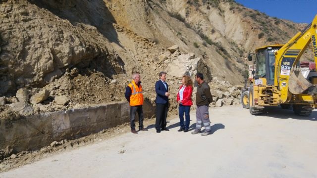 La carretera que comunica Ojós con Villanueva del Río Segura quedará hoy limpia de rocas y abierta al tráfico - 1, Foto 1