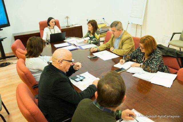 La gestion de los centros de Estancias Diurnas de El Algar y Los Dolores registra 18 ofertas - 1, Foto 1