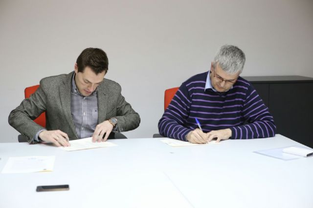 El Ayuntamiento de Cehegín cede una parcela a AFEMNOR para su taller de jardinería - 1, Foto 1