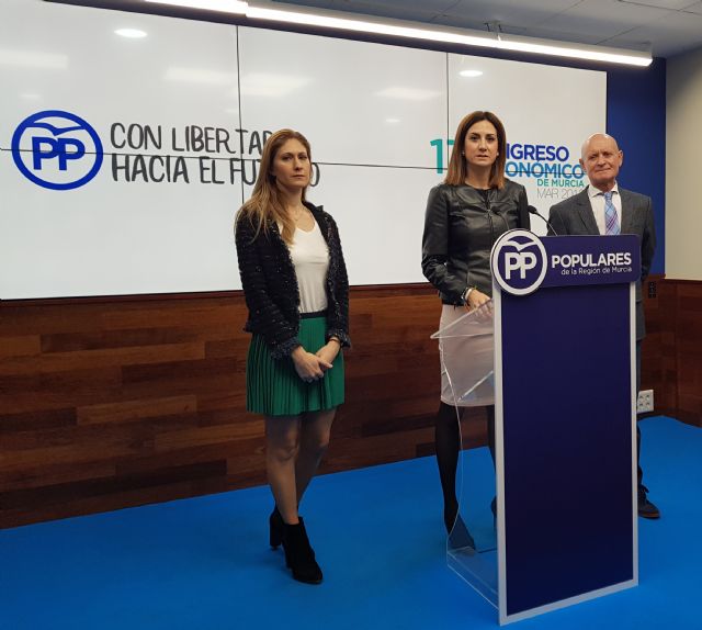 El PP propone ampliar a 6 los meses de baja por maternidad, apostando por la mujer como centro del núcleo familiar - 1, Foto 1