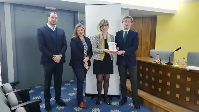 Las empresas familiares murcianas debaten sobre fórmulas de comunicación para garantizar la cohesión entre empresa y familia - 2, Foto 2