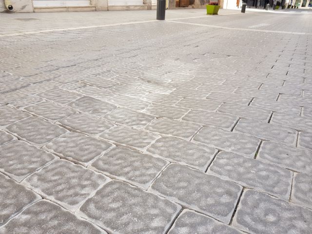 El Ayuntamiento reparar de urgencia las zonas ms deterioradas de la calle Postigos, Foto 1