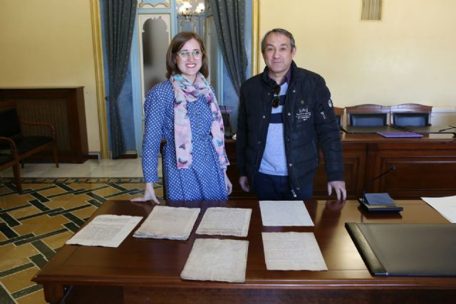 Donación de documentos al Archivo Municipal de Cehegín - 1, Foto 1