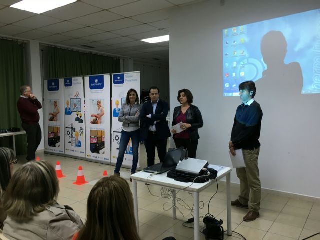 El Ayuntamiento de San Javier conciencia a sus trabajadores sobre los accidentes laborales de tráfico - 1, Foto 1