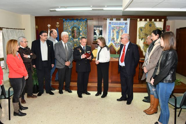 El comisario, Ignacio del Olmo, nombrado Hermano de Honor del Jesús Resucitado - 3, Foto 3