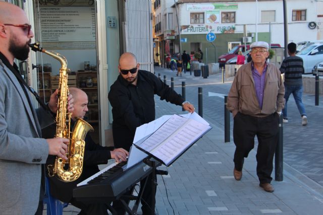 La campaña Sal de Compras llena de música y animación el centro urbano de San Pedro del Pinatar - 1, Foto 1