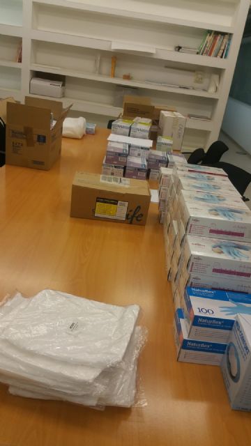 La Universidad de Murcia colabora con el SMS cediendo material y se pone a su disposición para todo lo necesario - 2, Foto 2