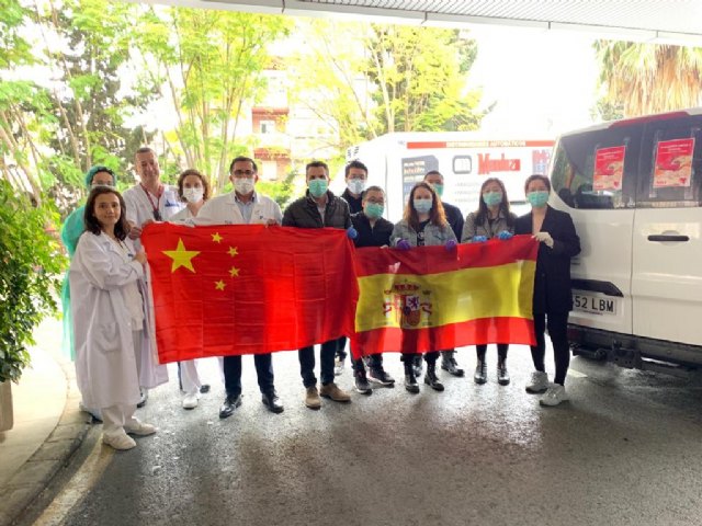 Se reparten más de 21.000 mascarillas  y guantes de protección entre hospitales de Murcia, Policía Local y Policía Nacional - 3, Foto 3