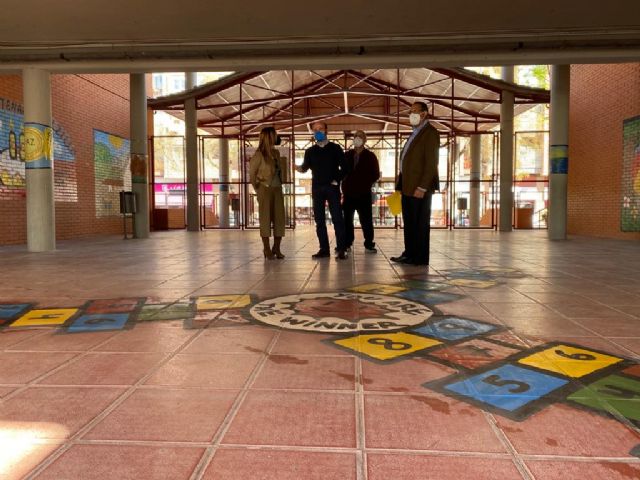 Alumnos el CEIP Ciudad de Murcia destacan la vida de mujeres pioneras - 2, Foto 2