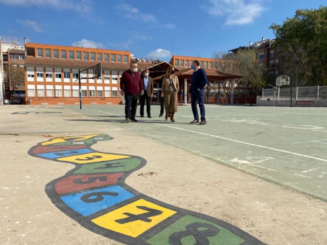 Alumnos el CEIP Ciudad de Murcia destacan la vida de mujeres pioneras - 3, Foto 3