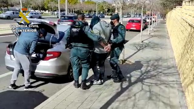 La Guardia Civil desarticula una organización  criminal especializada en el robo de cajeros automáticos - 1, Foto 1