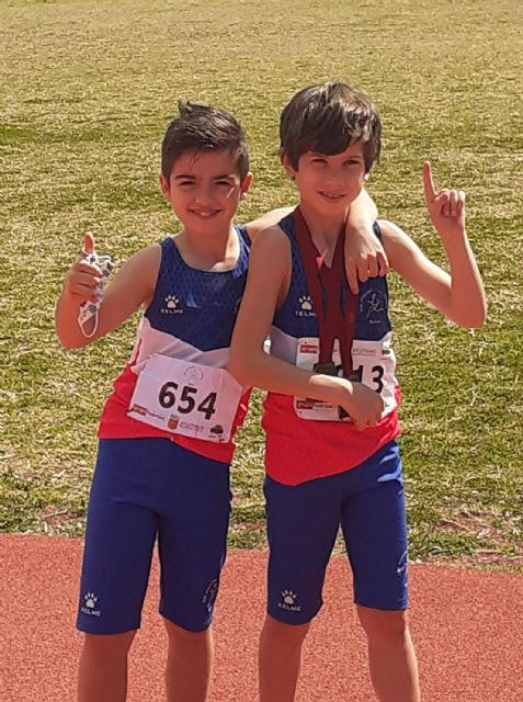 El Atletismo Las Torres suma 9 medallas en el campeonato regional base - 4, Foto 4