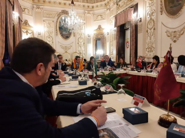 Fulgencio Perona asiste al Foro de Directores y responsables de Centros 112 de España en el que se analizan los últimos avances tecnológicos en la atención de emergencias - 1, Foto 1