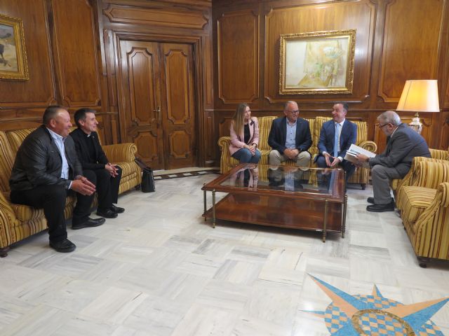 El presidente de la Asamblea recibe al Cabildo de HermandadesPasionarias de Aledo - 2, Foto 2