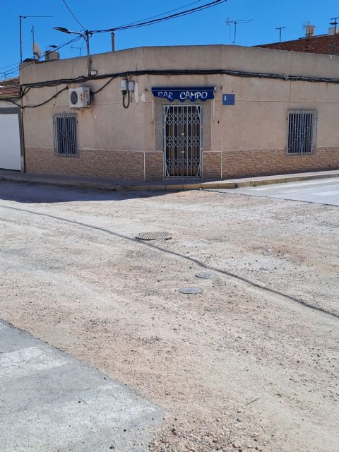 Más de 4 meses llevan los vecinos de la calle Bolivia aguantando polvo y molestias - 5, Foto 5