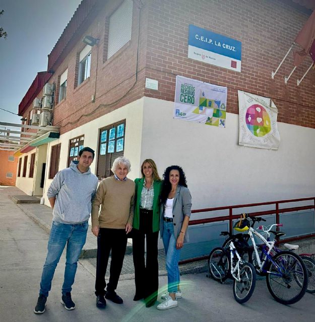 Reparten 700 cepillos de dientes para fomentar la salud bucodental entre los escolares de El Esparragal - 4, Foto 4