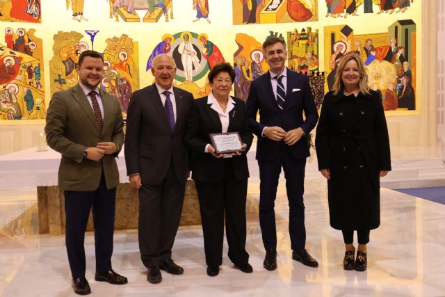 Marina Sáez Ruiz, procesionista del año de la Semana Santa de San Pedro del Pinatar - 1, Foto 1