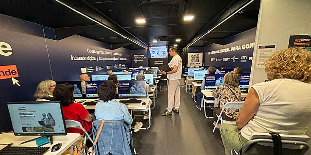 La Región de Murcia comparte recursos tecnológicos con otras seis comunidades para facilitar la formación digital de los ciudadanos - 1, Foto 1