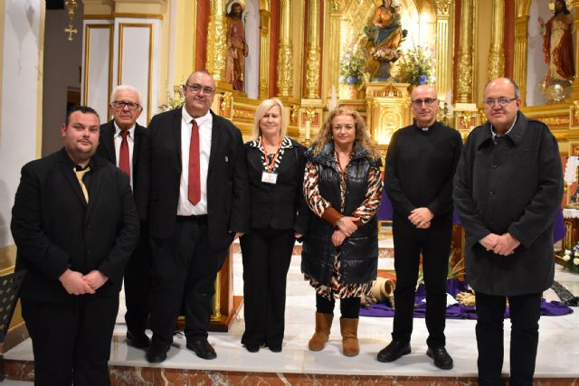 La banda y el coro de la asociación Amigos de la Música anuncian la Semana Santa con su tradicional concierto - 5, Foto 5