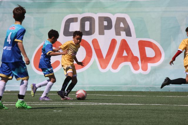 La Copa COVAP y Ópticos-Optometristas de Andalucía se&ntilde;alan que el riesgo de miopía infantil aumenta más de un 20% por cada hora adicional frente a las pantallas - 2, Foto 2