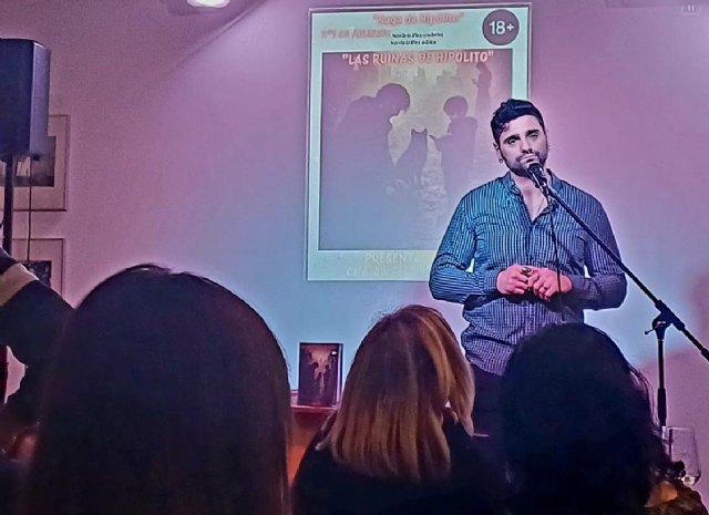 David Turp�n presenta en Murcia su tercer libro, Las Ruinas de Hip�lito, Foto 3