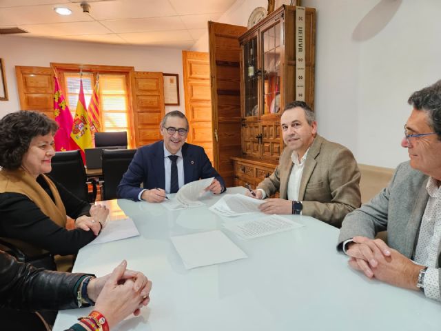 El rector de la Universidad de Murcia gana el Jubileo durante su visita institucional a Abanilla - 3, Foto 3
