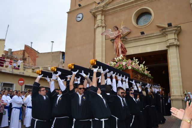 La procesión del Resucitado y su tradicional 'encuentro' ponen el broche de oro a la Semana Santa torreña - 2, Foto 2