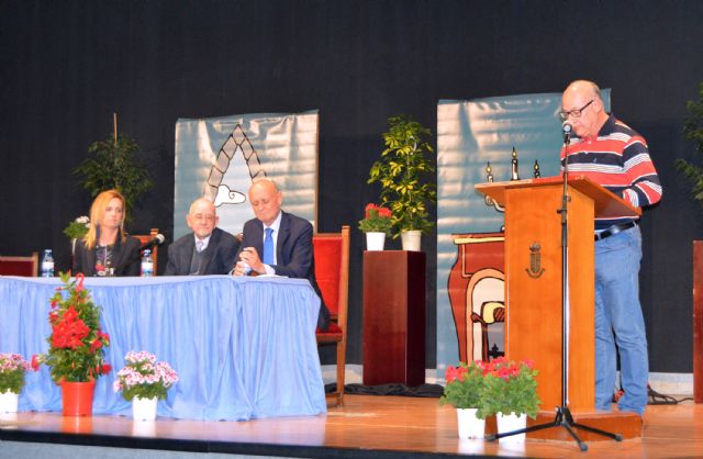 Sentido homenaje al ex alcalde Domingo Coronado del grupo Tejuba y la asociación literaria Las Torres - 4, Foto 4