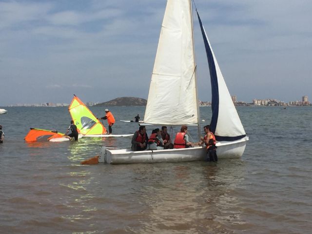 Hostetur califica de éxito la iniciativa y valora la emoción e ilusión de los policías y guardias civiles y sus parejas - 2, Foto 2