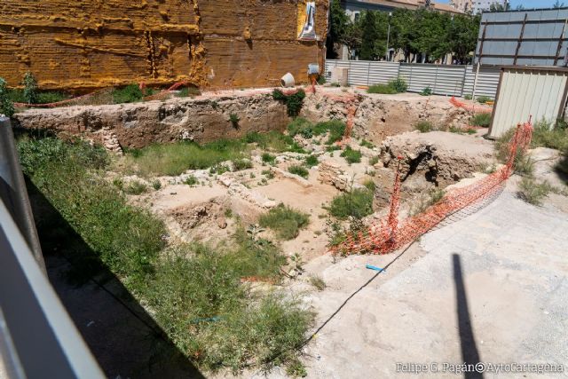 La Junta de Gobierno aprueba la enajenación del subsuelo de la calle del Trovero Ángel Roca para unir los aparcamientos de dos edificios - 1, Foto 1