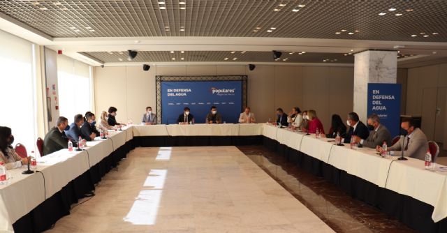 López Miras denuncia que el PSOE quiere asestar el golpe definitivo al trasvase Tajo-Segura por la puerta de atrás y sin criterios técnicos - 1, Foto 1