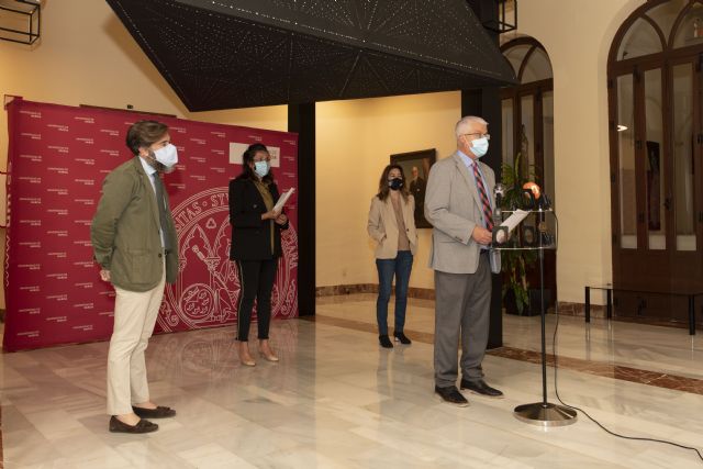 Las obras de Rosa Brun dialogan con los edificios en la instalación 'Con tras 3. Acordes de una poética visual' - 1, Foto 1