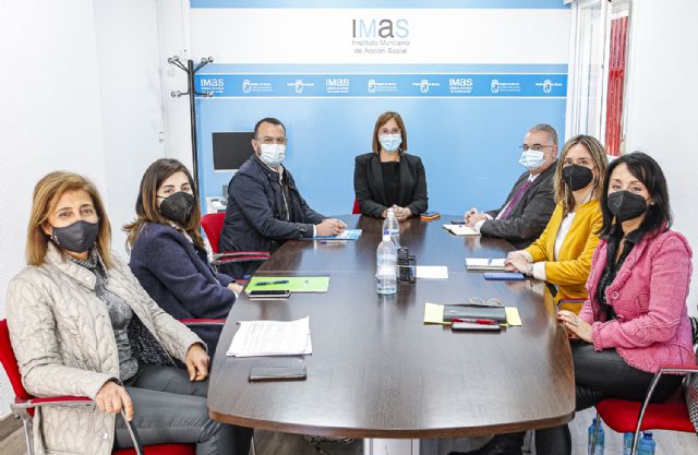 Isabel Franco preside el primer Consejo de Direccin del IMAS con su nuevo gerente, Foto 1