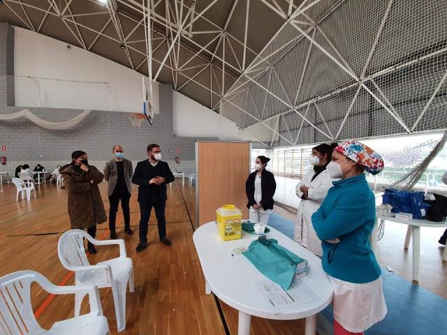 El Alcalde destaca el avance de la vacunación en Lorca y reconoce la gran labor del personal municipal y del área III de salud para la organización de las jornadas de vacunación - 1, Foto 1