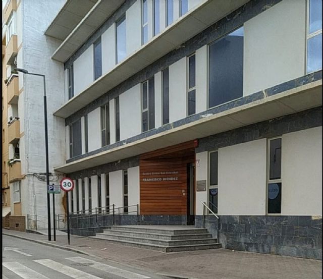 El PSOE recuerda que el Cuartel de Policía Local es un servicio público que recaerá en el bienestar de los vecinos y vecinas del Barrio de San Cristóbal - 1, Foto 1