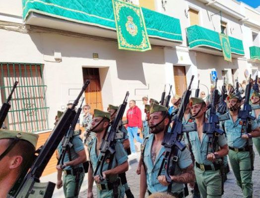 El Viernes Santo es uno de los días más Sagrados y profundos del Cristianismo en Alcalá del Río - 1, Foto 1