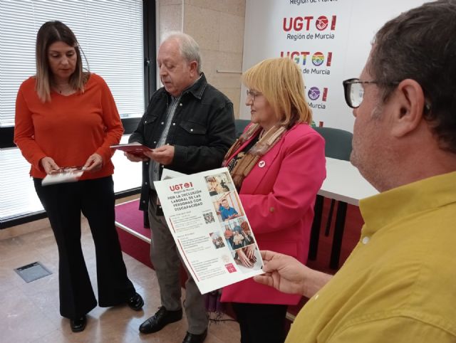 Las personas con discapacidad lo tienen especialmente difícil para tener empleos estables y de calidad - 2, Foto 2