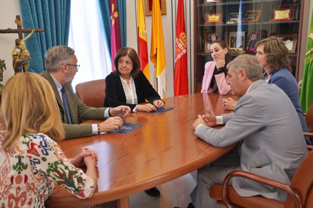 El Ayuntamiento de Santomera y la UCAM firman un convenio para favorecer la formación práctica de los estudiantes universitarios - 2, Foto 2