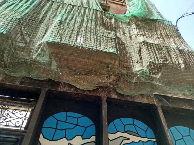 El Partido Cantonal pide la limpieza de excrementos y basura en los edificios municipales abandonados - 5, Foto 5