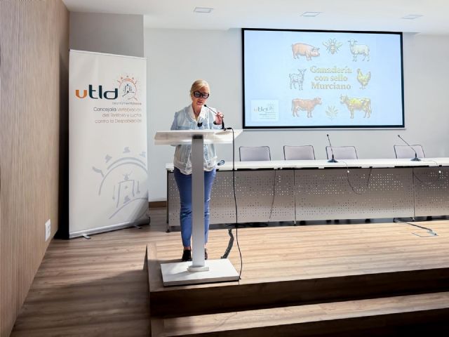 La Concejalía de Vertebración del Territorio culmina en el Palacio de Ferias y Congresos alcalde Francisco Jódar el proyecto de ganadería con sello murciano con la participación de más de 200 alumnos - 3, Foto 3