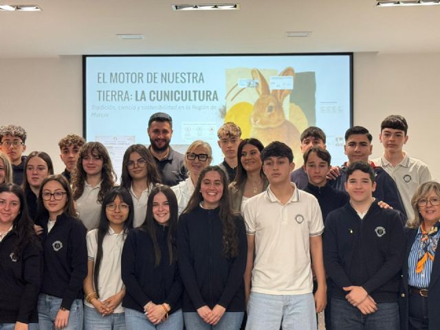 La Concejalía de Vertebración del Territorio culmina en el Palacio de Ferias y Congresos alcalde Francisco Jódar el proyecto de ganadería con sello murciano con la participación de más de 200 alumnos - 5, Foto 5