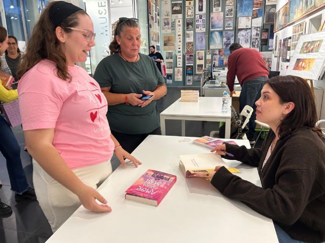 Nerea Pascual derrocha simpatía y cercanía con el público juvenil de Río de Letras en Blanca - 3, Foto 3