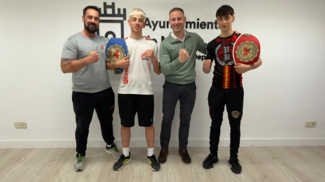 El Ayuntamiento de Murcia recibe a Bienvenido Toral Jr El Búfalo y José Manuel Robles El Zurdo tras ser campeones de K1 - 2, Foto 2