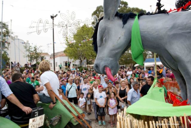 A 85.000 euros ascienden las subvenciones municipales de este año para las fiestas populares en barrios y diputaciones - 1, Foto 1