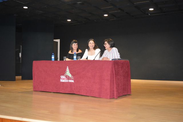 La aguileña María Díaz presenta su segundo libro - 1, Foto 1