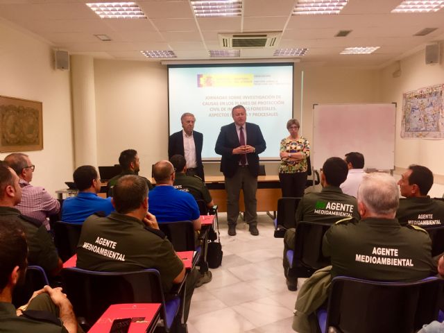 El delegado del Gobierno inaugura las Jornadas sobre Investigación de Causas de Incedios - 1, Foto 1